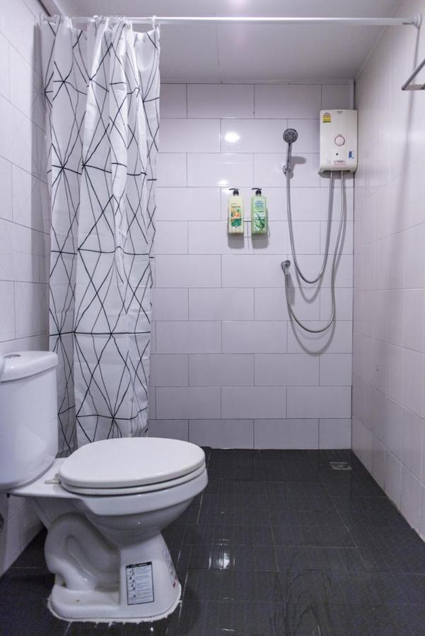 T1 Large Studio Full Kitchen 100M. To Bts Bangkok Buitenkant foto